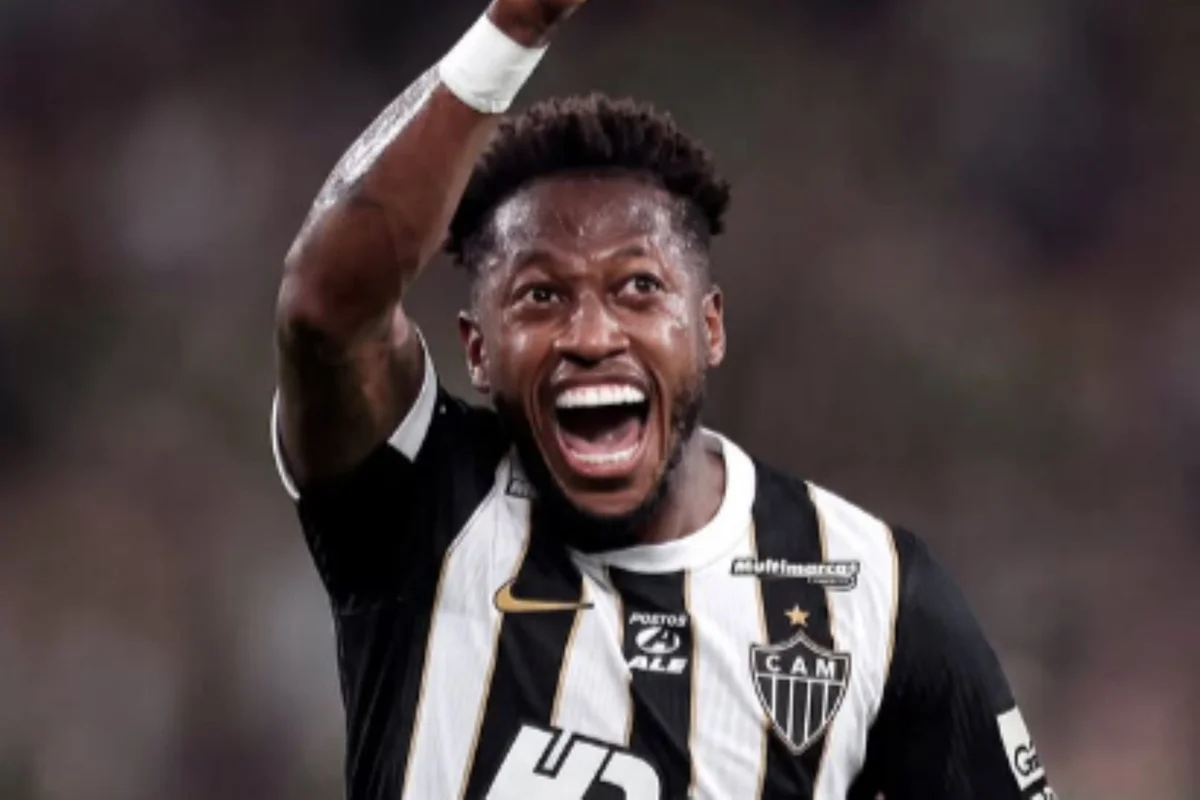 CAMINHO DO ESPORTE: Avião de Fred, reforço do Atlético-MG, pousa em Belo Horizonte