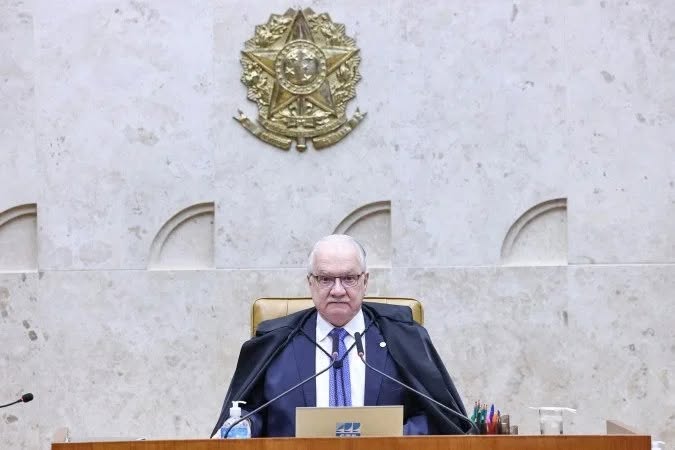 Fachin assume ação sobre suposta relação de Moraes com Vorcaro