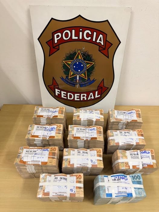 PF apreende R$ 600 mil em ação contra crimes eleitorais em Niterói/RJ